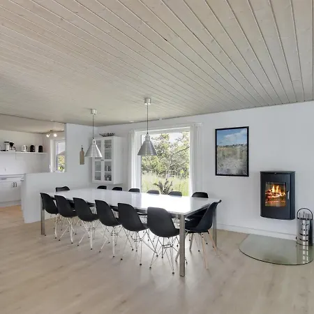 Holiday home Irlin - 300m From The Sea In Western Jutland By Interhome *