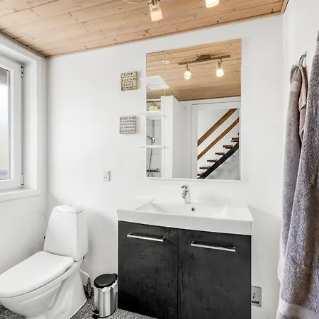Holiday home Irlin - 300m From The Sea In Western Jutland By Interhome *