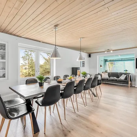 Irlin - 800m From The Sea By Interhome Feriehus *