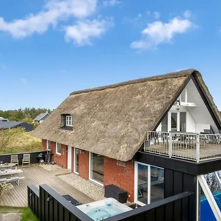 Irlin - 800m From The Sea By Interhome