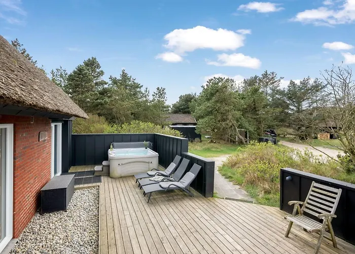 Holiday home Irlin - 800m From The Sea By Interhome Vejers Strand