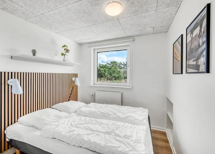 Irlin - 800m From The Sea By Interhome *