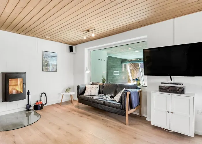 Irlin - 800m From The Sea By Interhome Vejers Strand