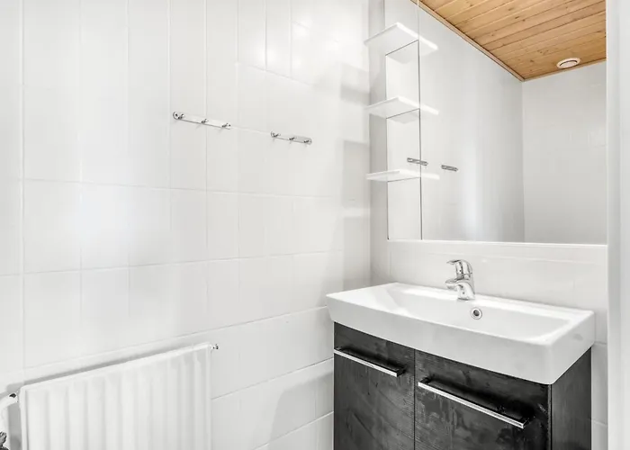 Irlin - 800m From The Sea By Interhome