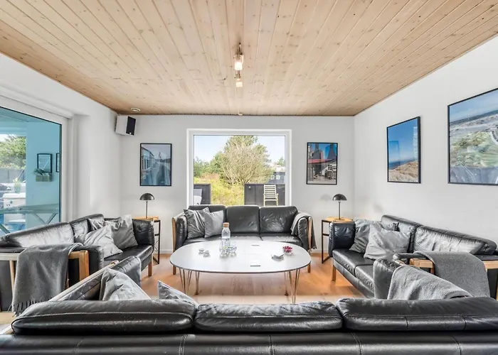 Irlin - 800m From The Sea By Interhome *